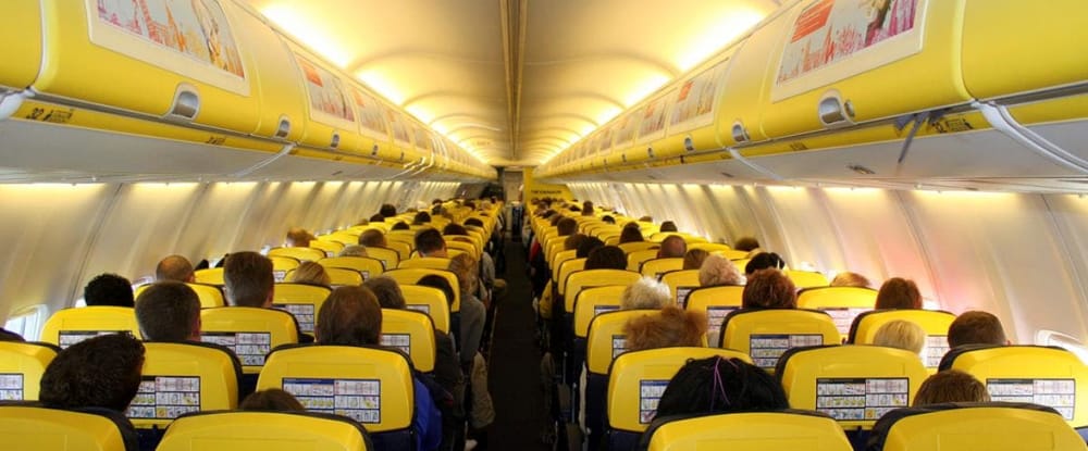 Atterraggio D Emergenza Per Un Volo Ryanair Passeggeri In Ospedale