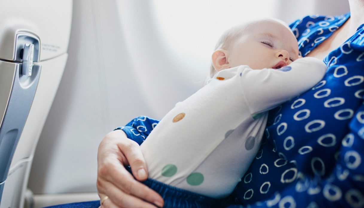 Novità nel mondo Ryanair: i neonati a bordo devono pagare